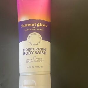 Sunset Glow Moisturizing Body Wash - Purple and White